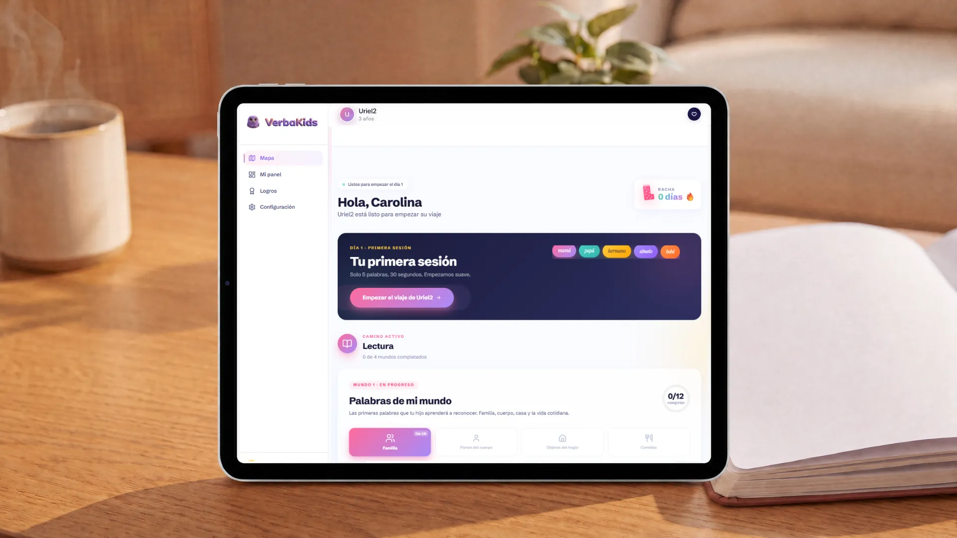 La app de VerbaKids en una tablet, con la primera sesión del día lista para empezar
